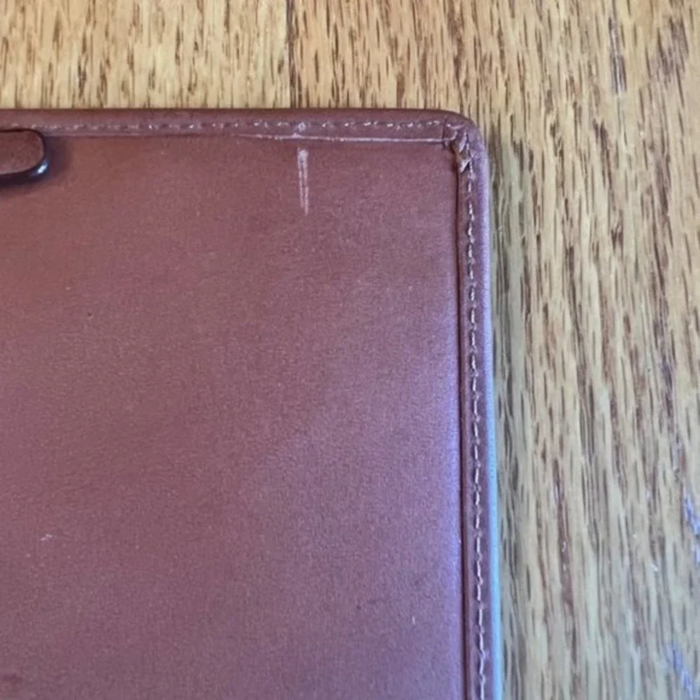 Hartmann travel document